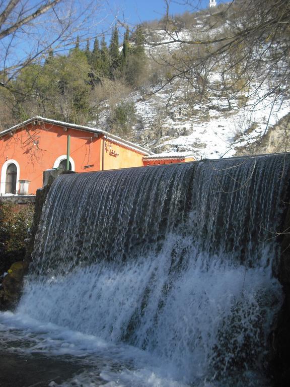 La Casa Sul Lago Posta Fibreno Экстерьер фото